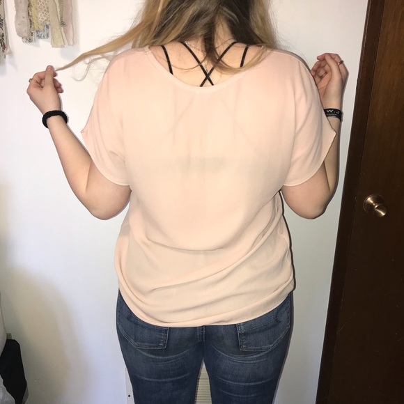 Tan colored blouse - Picture 3 of 5